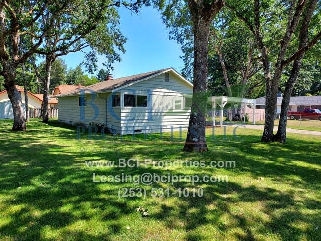 Building Photo - 8811 Forest Ave SW