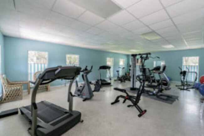 Building Photo - 2186 Greenbriar Blvd