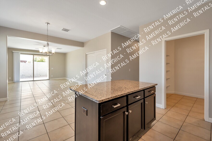 Building Photo - 3885 W Alabama Ln