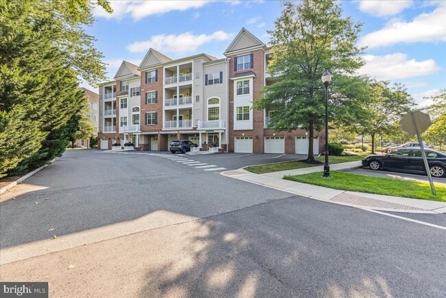 Building Photo - 224 Breeders Cup Dr
