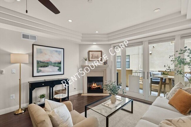 Building Photo - 12044 Hoffman St