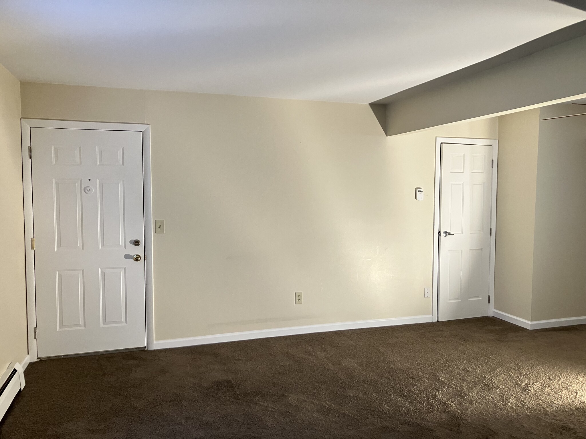 Entry - 13 Spruce Dr