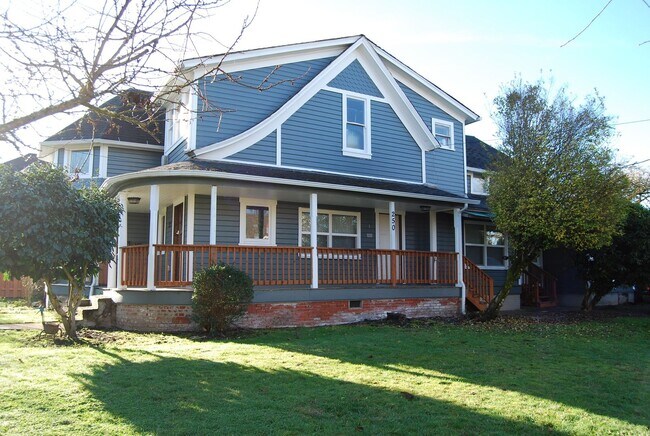 Building Photo - BEL250