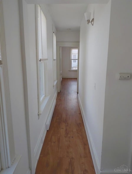 Building Photo - 15 Bertus St