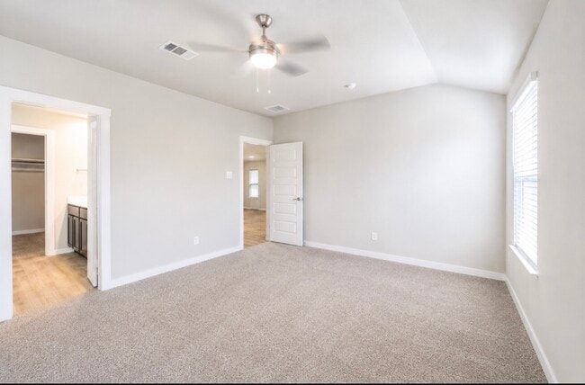 Building Photo - 7323 Teton Creek Trace