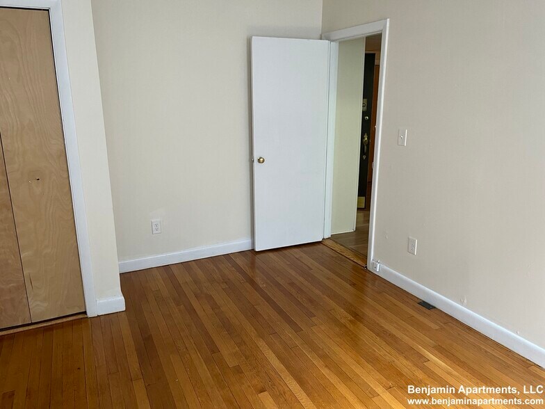 Building Photo - 1157 Commonwealth Ave