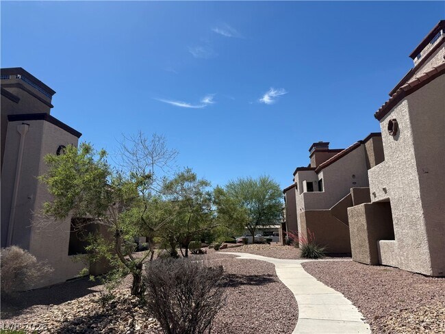 Building Photo - 2967 Juniper Hills Blvd