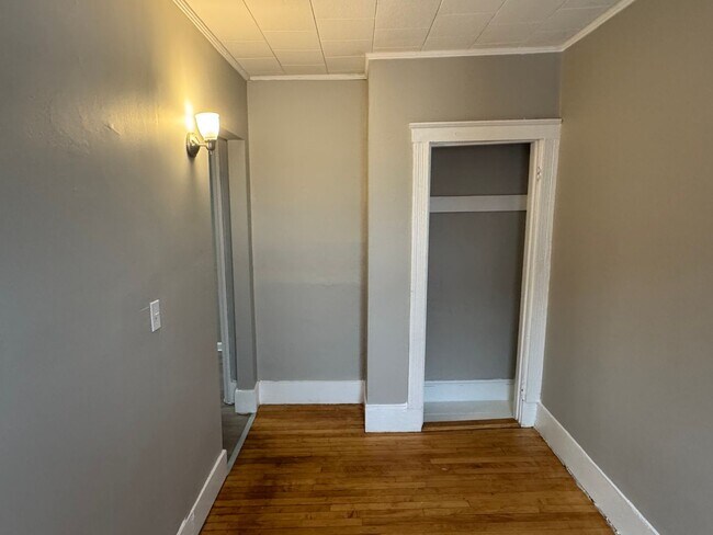 Building Photo - 135 Lafayette Square