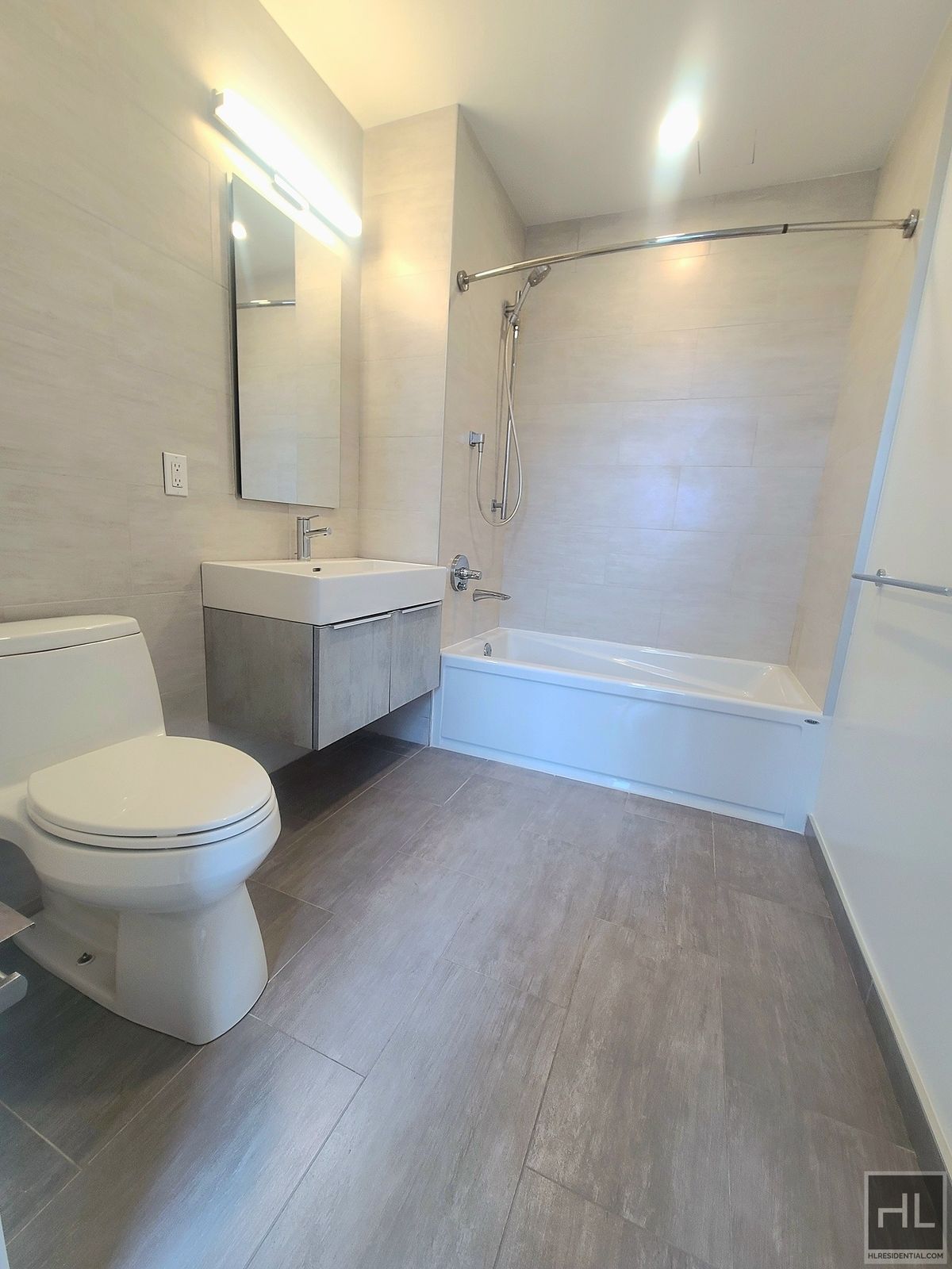 Building Photo - NORTHERN BOULEVARD