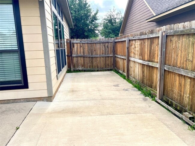 Building Photo - 15405 Baker Meadow Loop