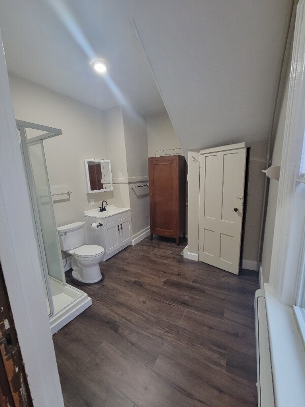 Building Photo - 282 Genesee St