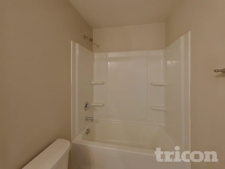 Building Photo - 631 Buckskin Rd