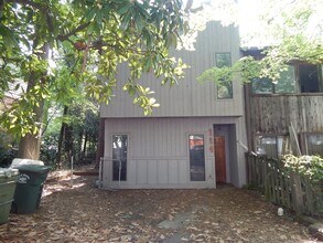 Building Photo - 114 Houston St
