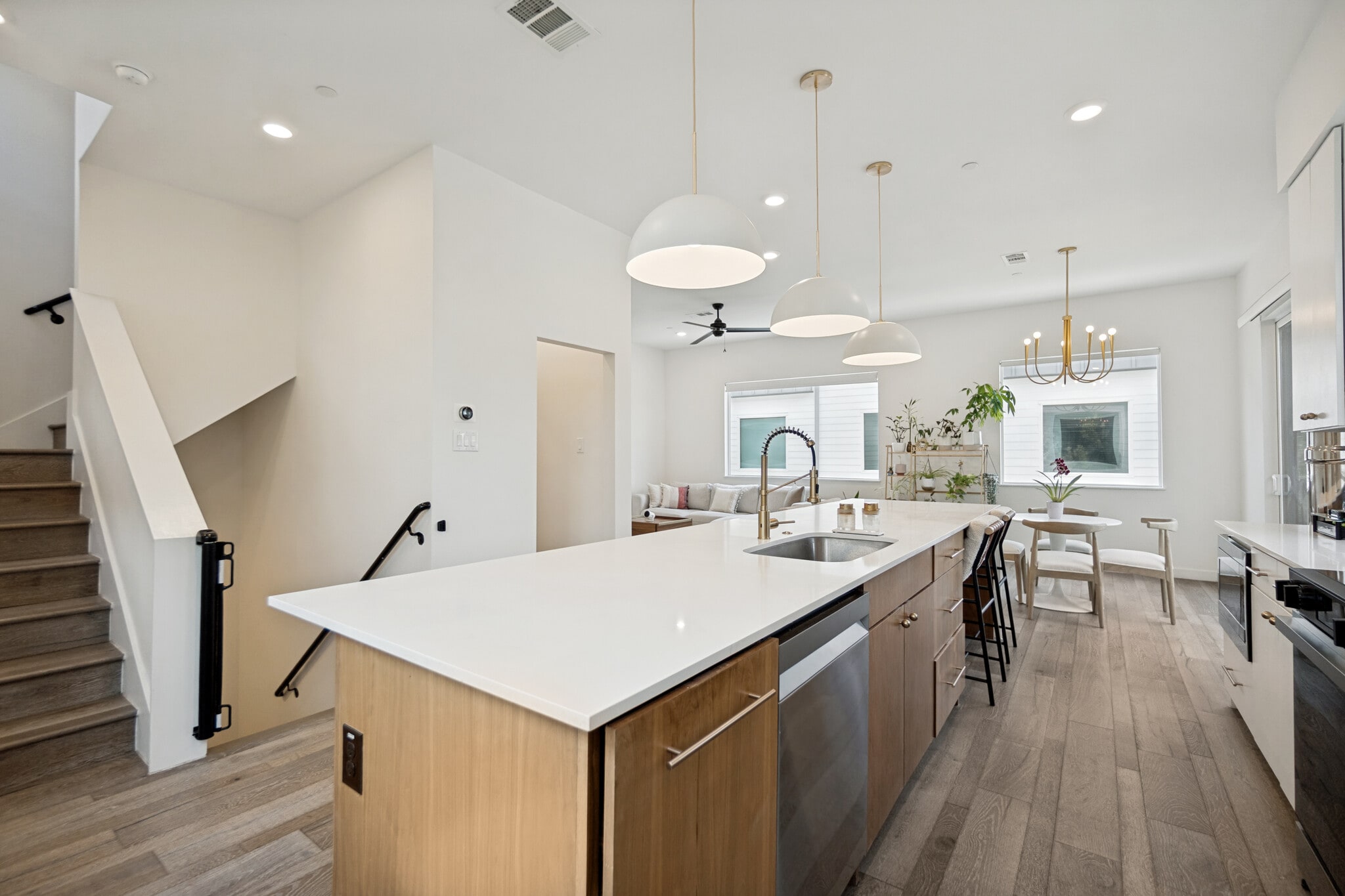 Kitchen - 5018 Bryan St