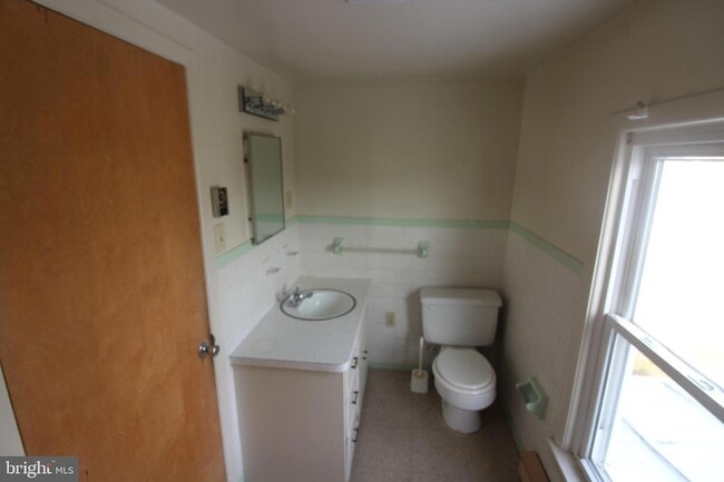 Building Photo - 19801 Senedo Rd