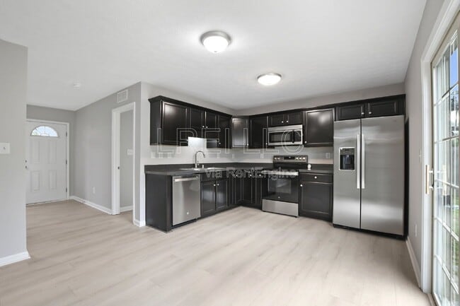 Building Photo - 222 Mud Hen Dr