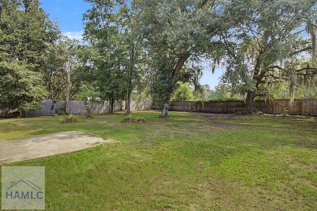 Building Photo - 96 Griffin Rd