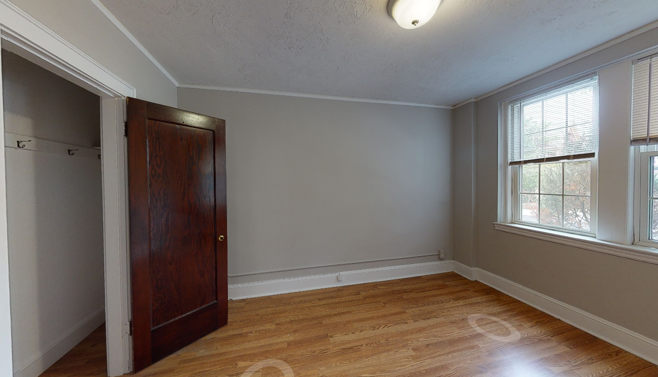 Apt 2 - 113 College Ave