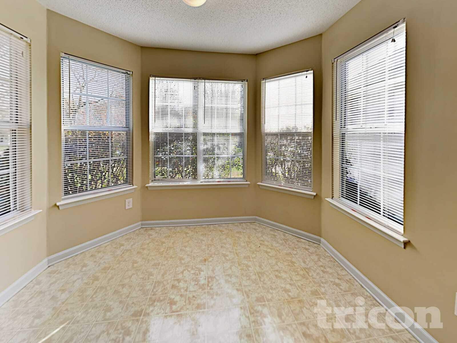 Building Photo - 1118 Yorkdale Dr