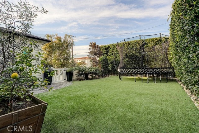 Building Photo - 1852 6th St