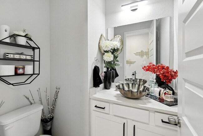 Building Photo - 17497 Chestnut Cove Dr