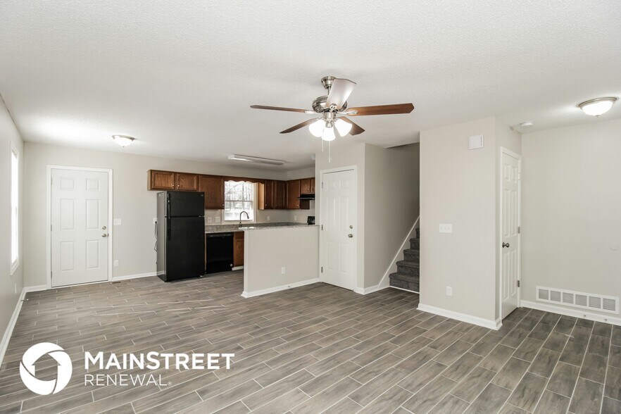 Building Photo - 581 Southern Trace Dr