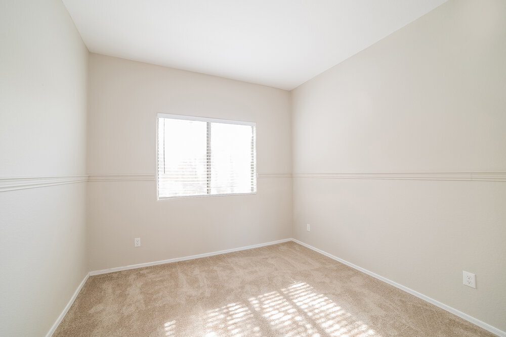 Building Photo - 6605 W Range Mule Dr