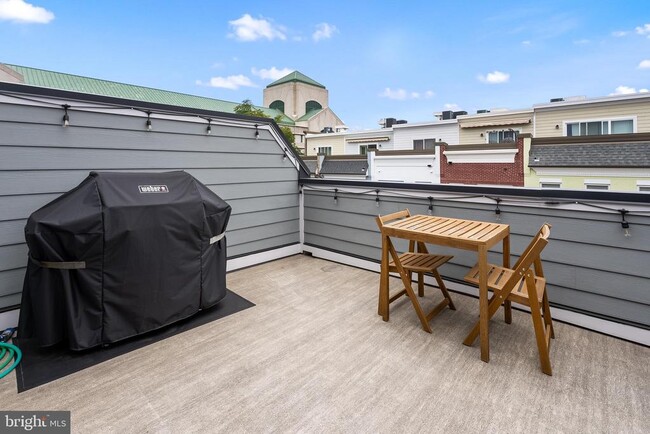 Building Photo - 468 Altezza Dr NE