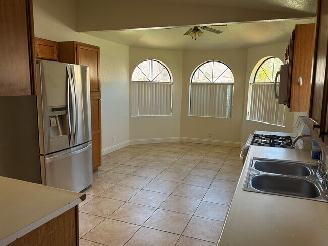 Building Photo - 51580 Avenida Villa