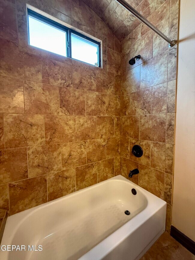 Building Photo - 7331 Brays Landing Drive