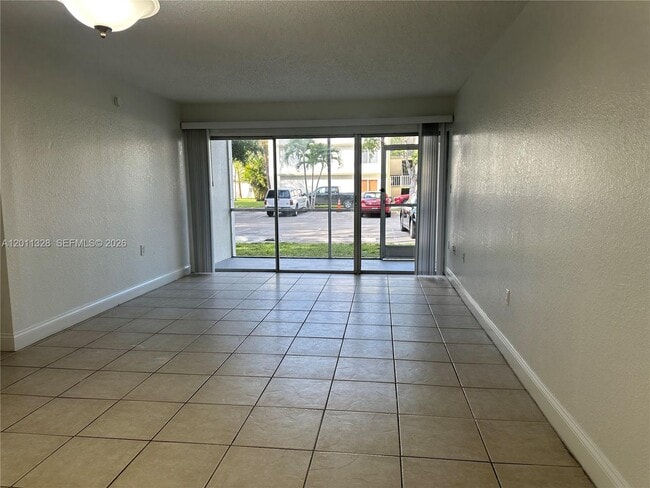Building Photo - 4215 N University Dr