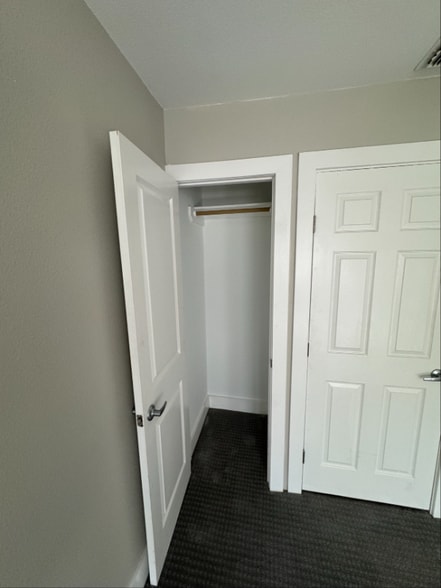 Building Photo - 329 E 25th St