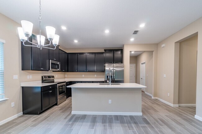 Building Photo - 6343 Morning Blf Dr
