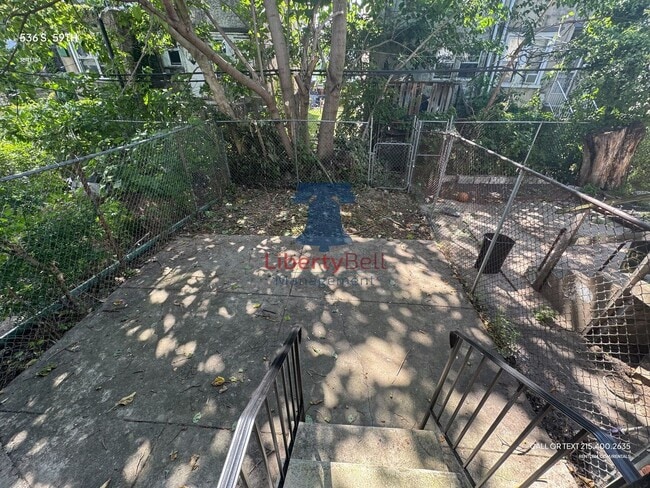 Building Photo - 536 S 59th St