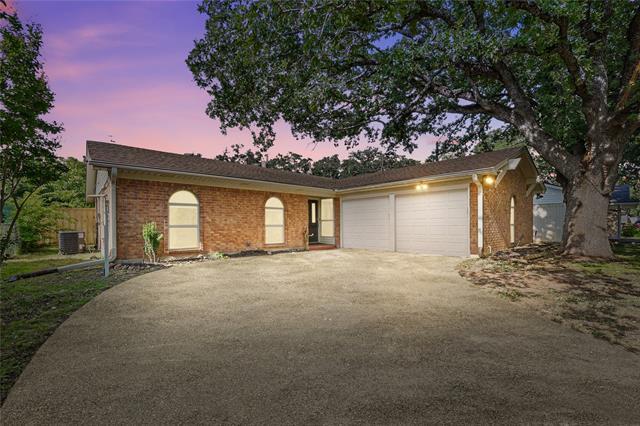 Building Photo - 3502 Woodthrush Ln