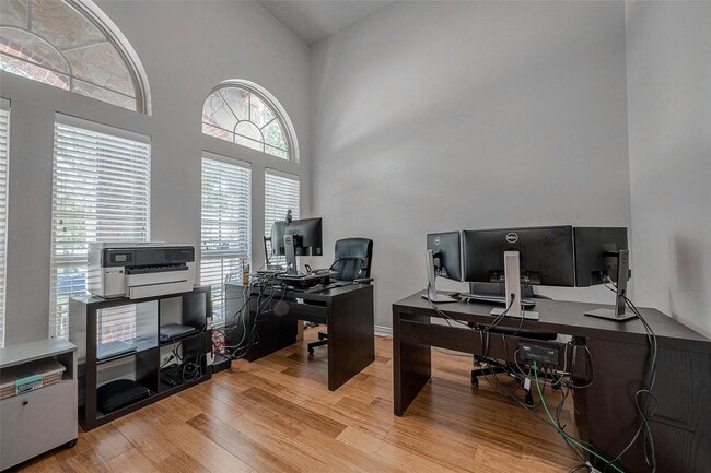 Building Photo - 28314 Calaveras Lake Dr