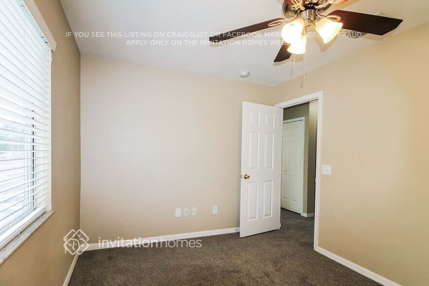 Building Photo - 19319 Sandy Springs Cir
