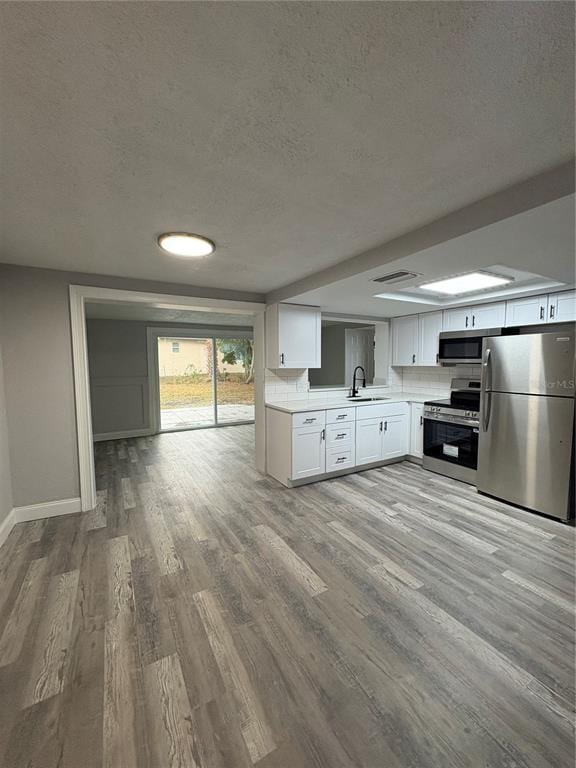 Building Photo - 9110 Pegasus Ave