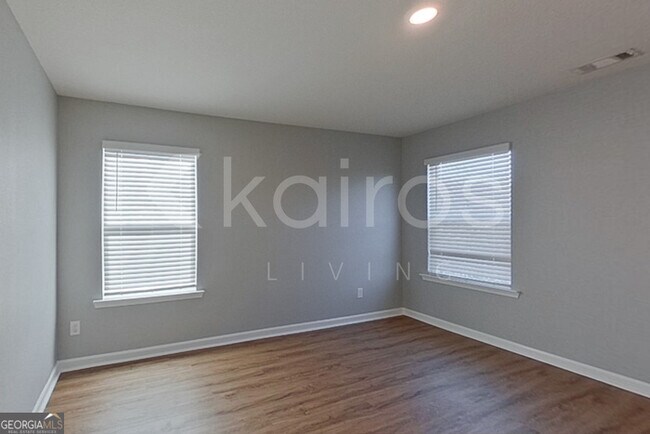 Building Photo - 3470 Bridgewood Dr