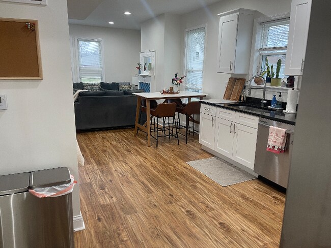 Building Photo - 4813 Whetsel Ave