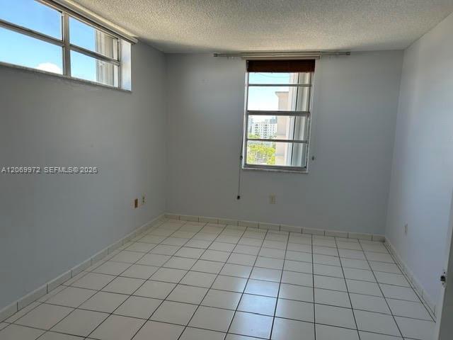 Building Photo - 1331 Lincoln Rd