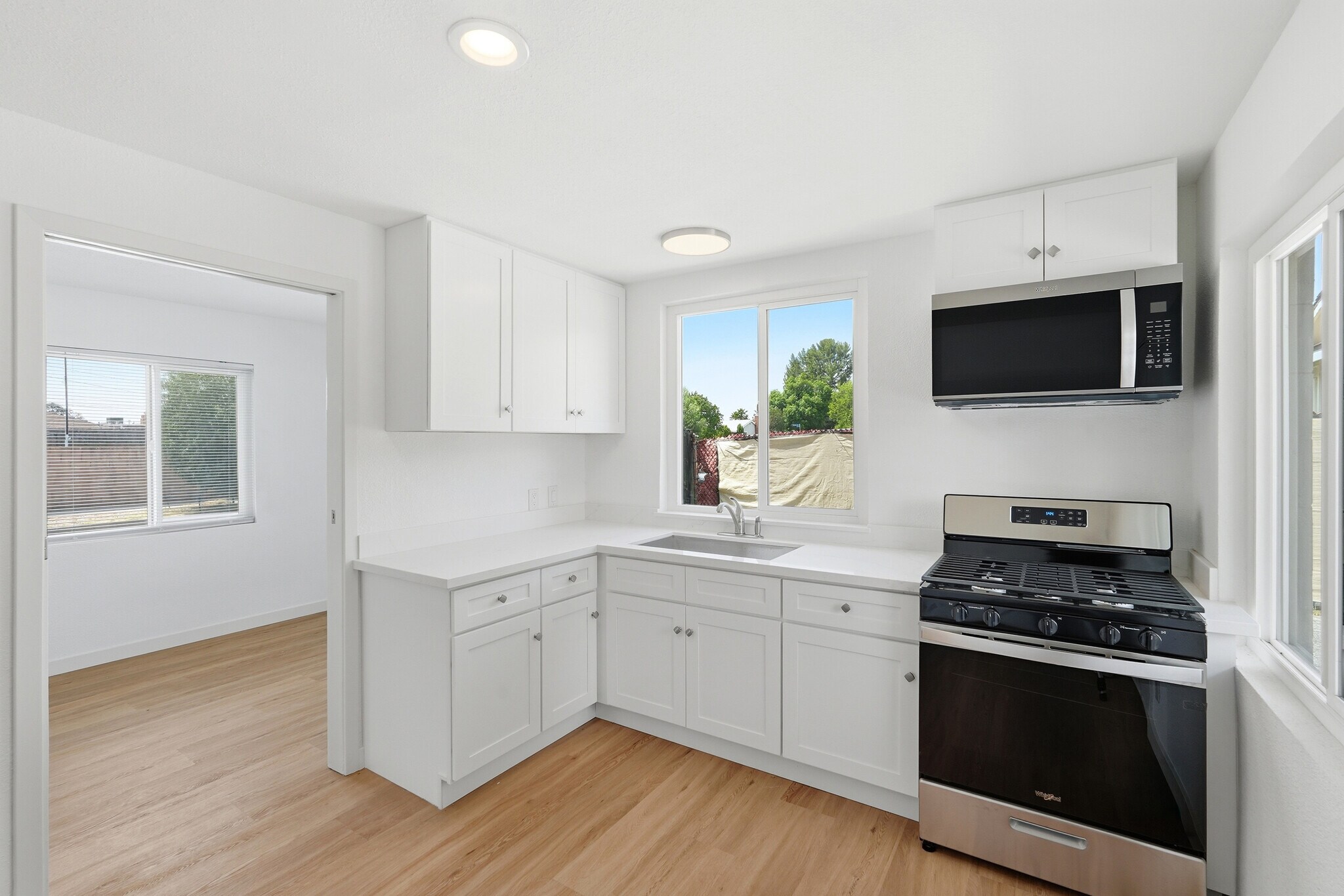 Building Photo - 8647 Corbin Ave