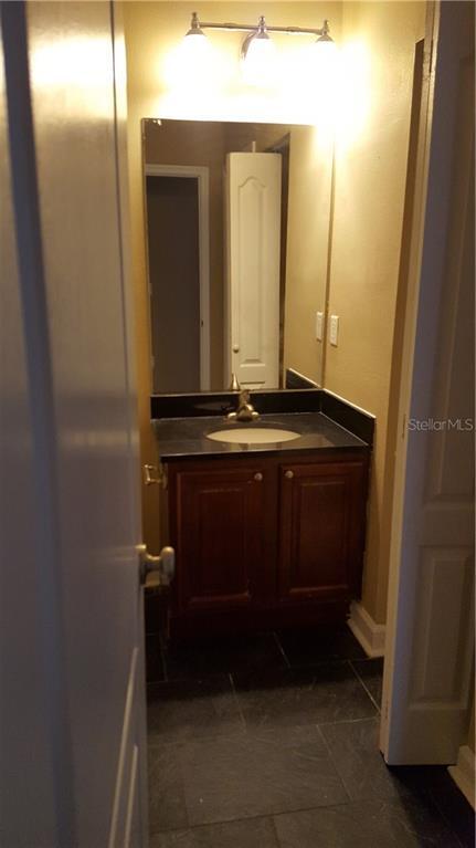 Building Photo - 2041 Dixie Belle Dr