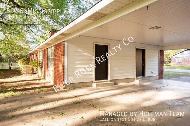 Building Photo - 500 S Mississippi St