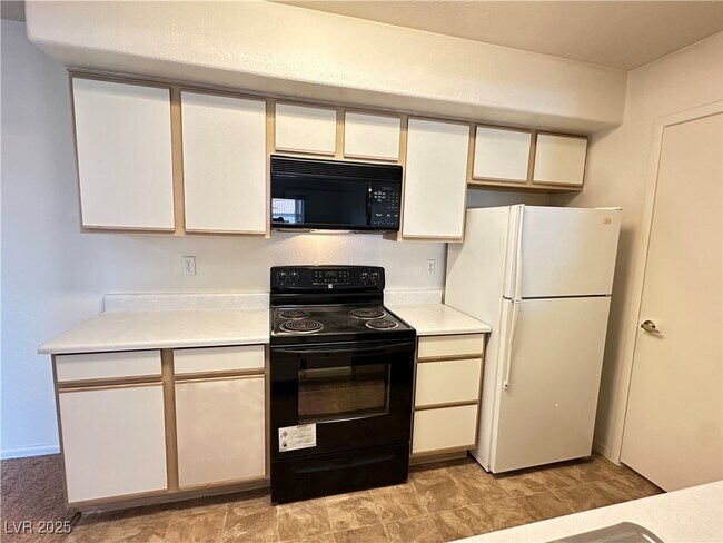 Building Photo - 2300 E Silverado Ranch Blvd