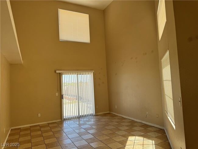 Building Photo - 4012 Abrams Ave