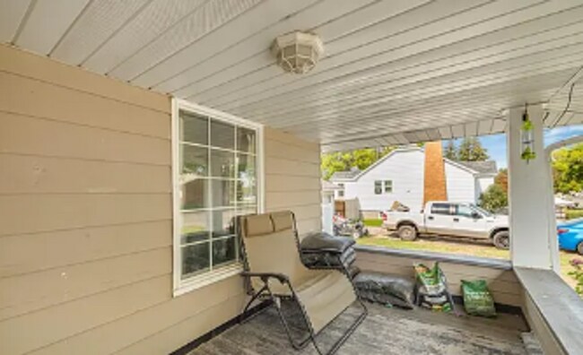 Building Photo - Beautiful 4-bed 2-bath home in Blackfoot