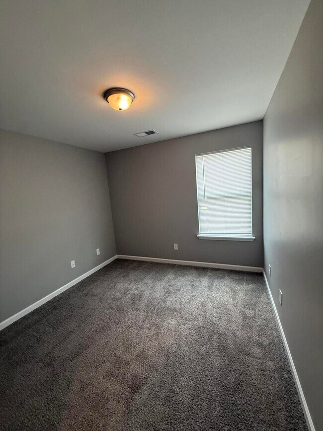 Building Photo - 2716 Hailey Rose Way