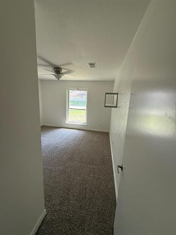 Building Photo - 1001 Valley Creek Dr