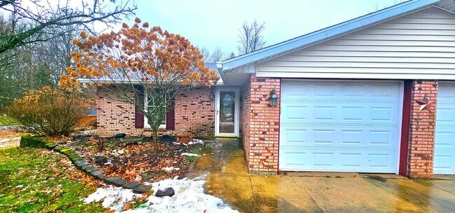 Building Photo - 3306-3308 Shelley Dr